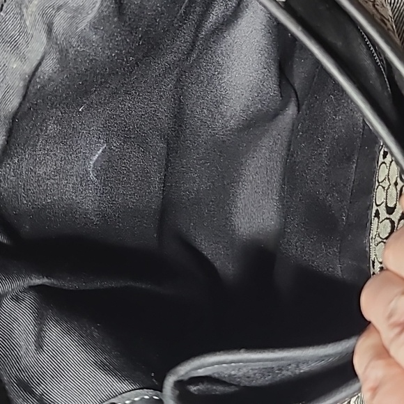 SALE! Coach 6376 Black and Gray signature Patterned Shoulder Messenger Bag - Picture 14 of 15